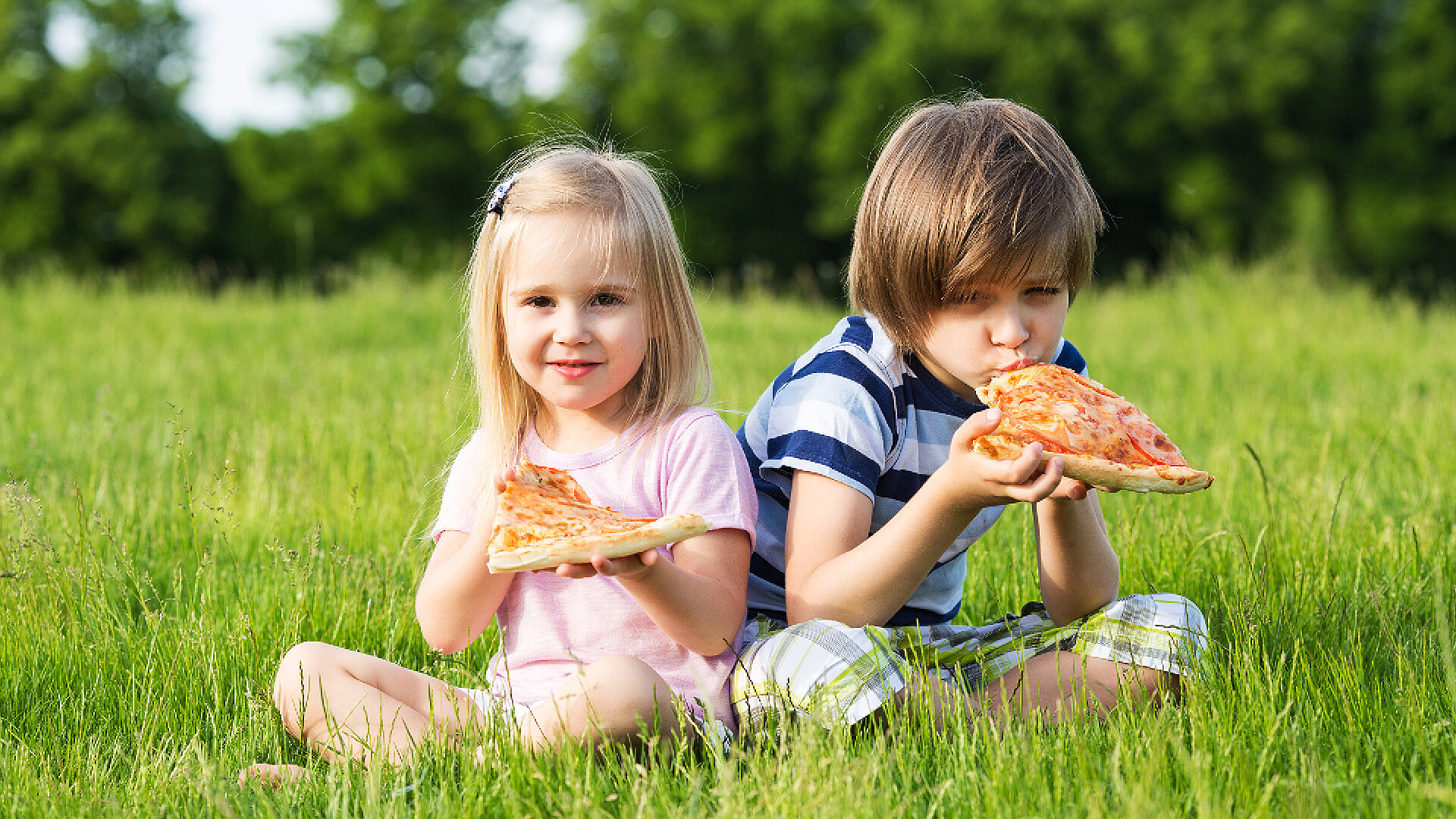 Pizza & Pasta am "Food Stop"