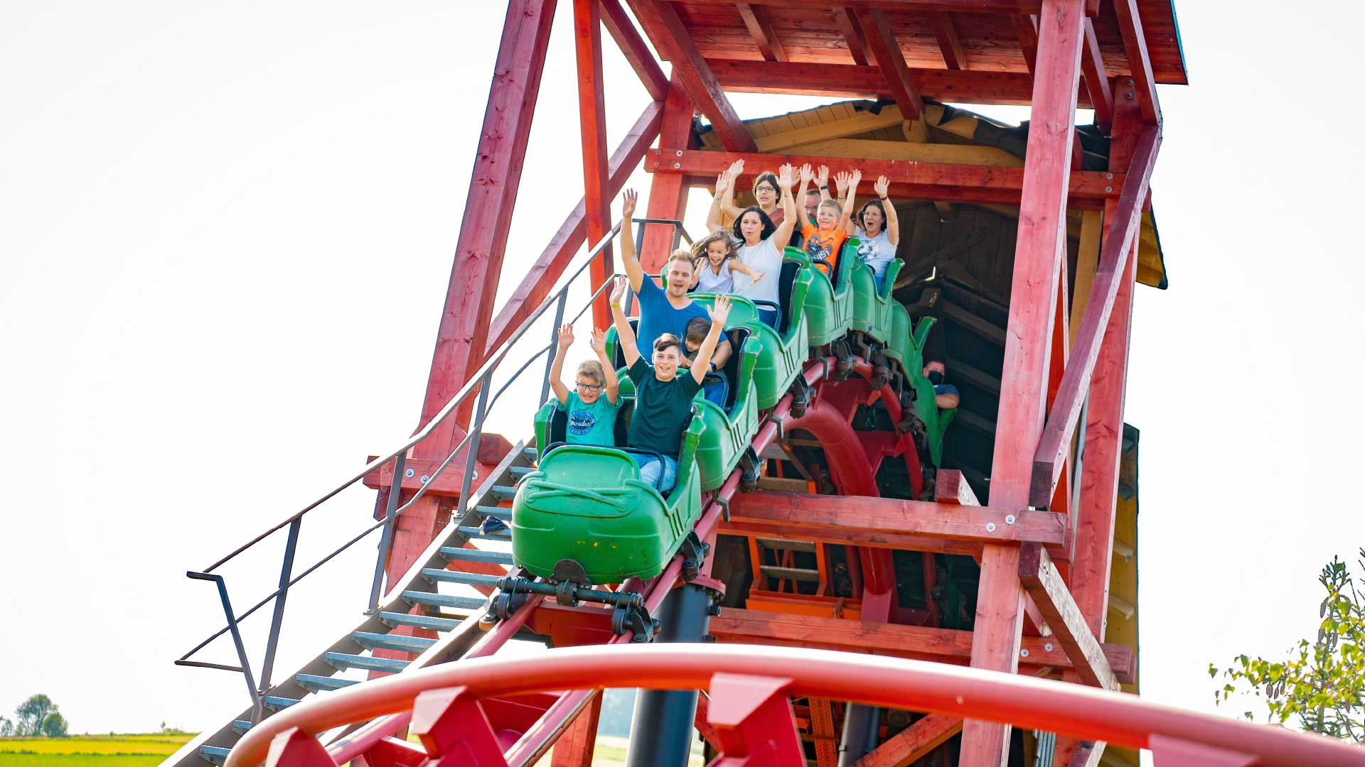 Viel Action erleben die Freizeitpark Gäste in der Devil's Mine.